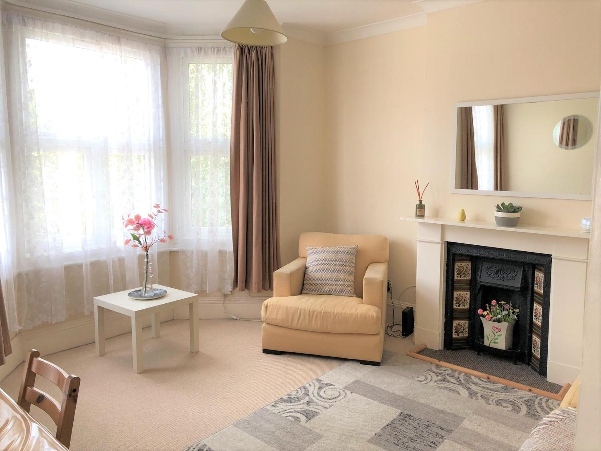 Spacious West London 2 Bedroom Apartment Londres Exterior foto
