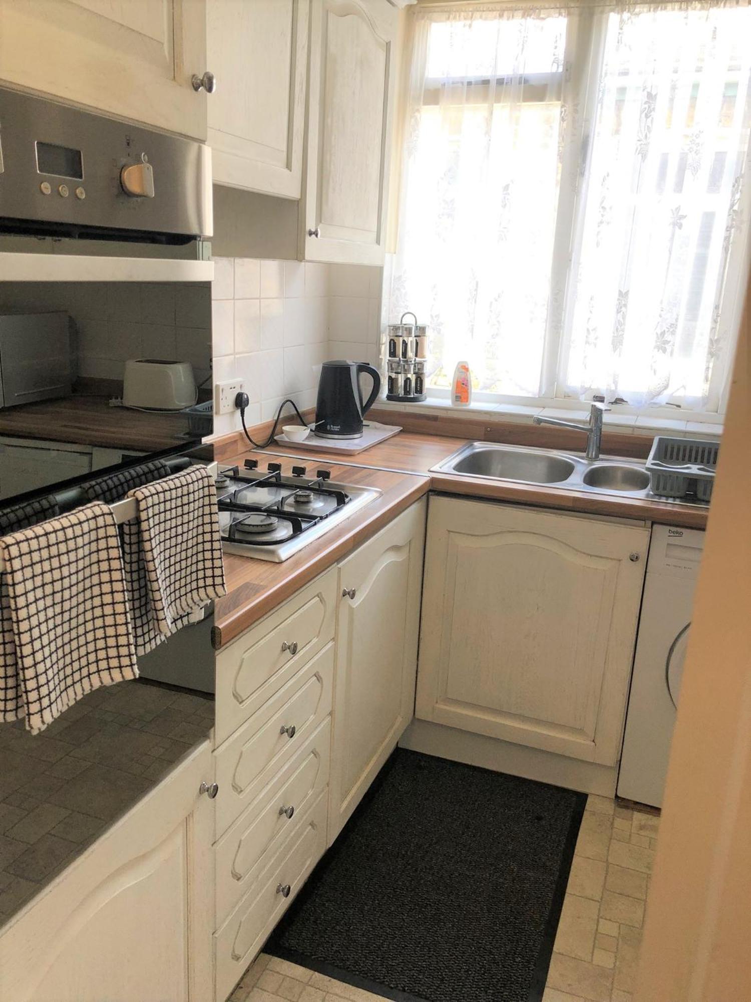 Spacious West London 2 Bedroom Apartment Londres Exterior foto