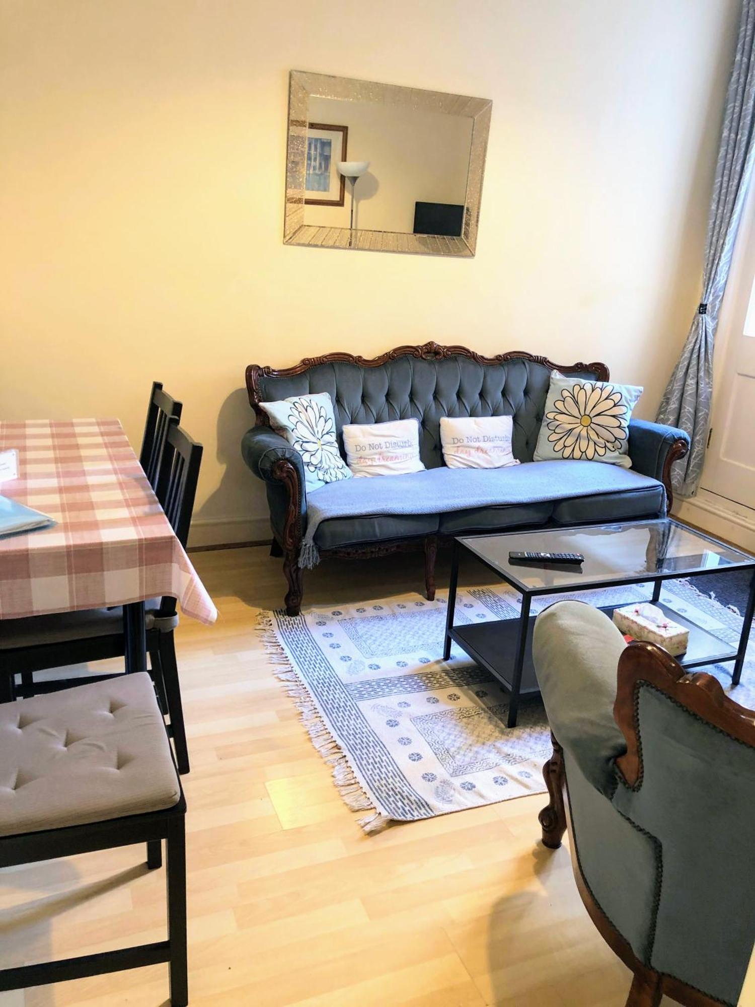 Spacious West London 2 Bedroom Apartment Londres Exterior foto