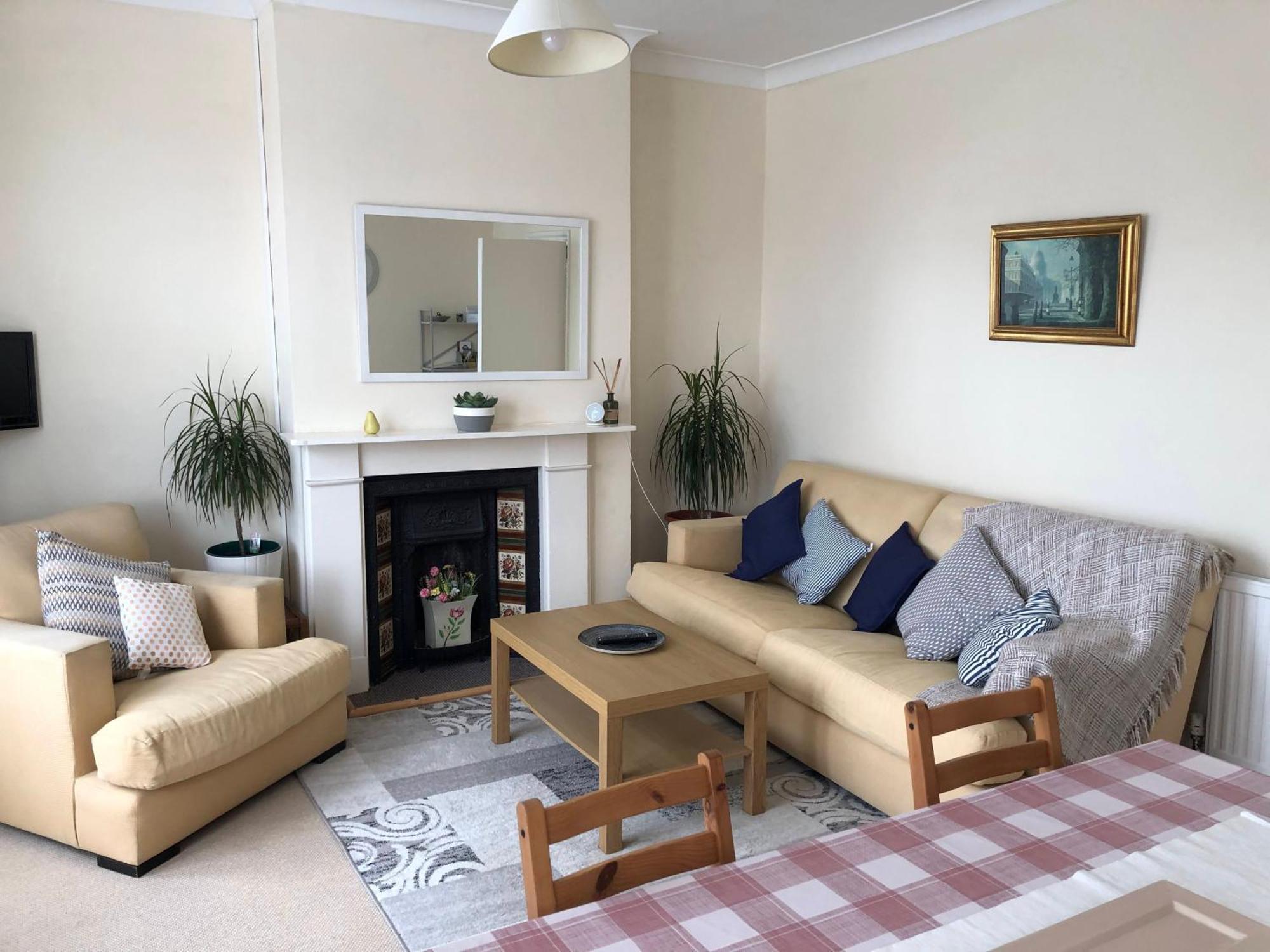 Spacious West London 2 Bedroom Apartment Londres Exterior foto
